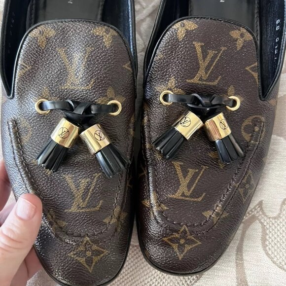 Louis Vuitton Shoes - LOUIS VUITTON** RARE**WOMENS MONOGRAM LOAFERS FLAT WITH TASSELS 40 Fit like 8.5